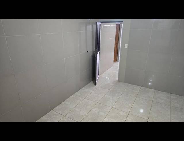 2 BEDROOM PROPERTY TO RENT IN MONTFORD